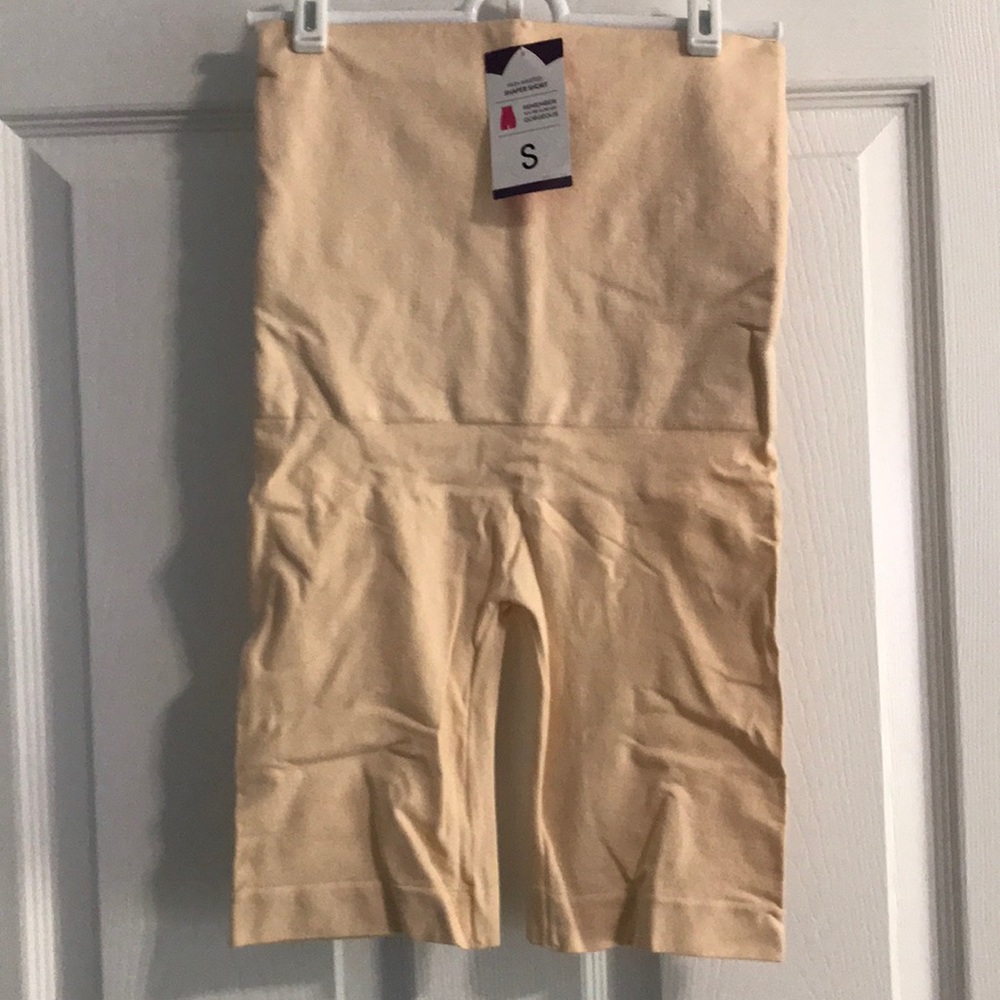 Seamless Shapewear by Empetua